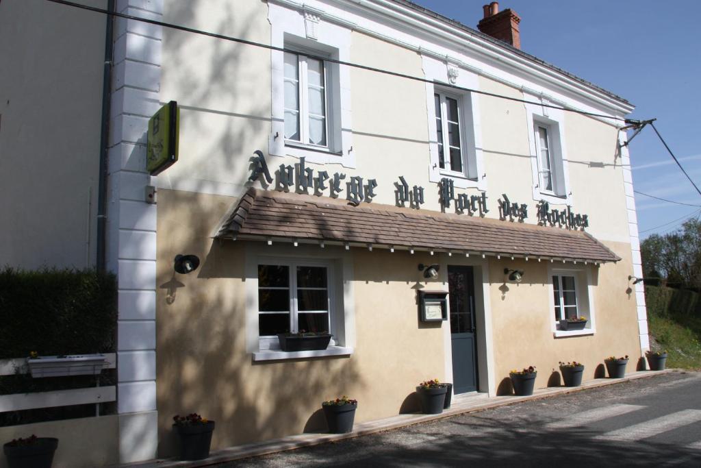 L'Auberge Du Port Des Roches Luche-Pringe Exteriér fotografie
